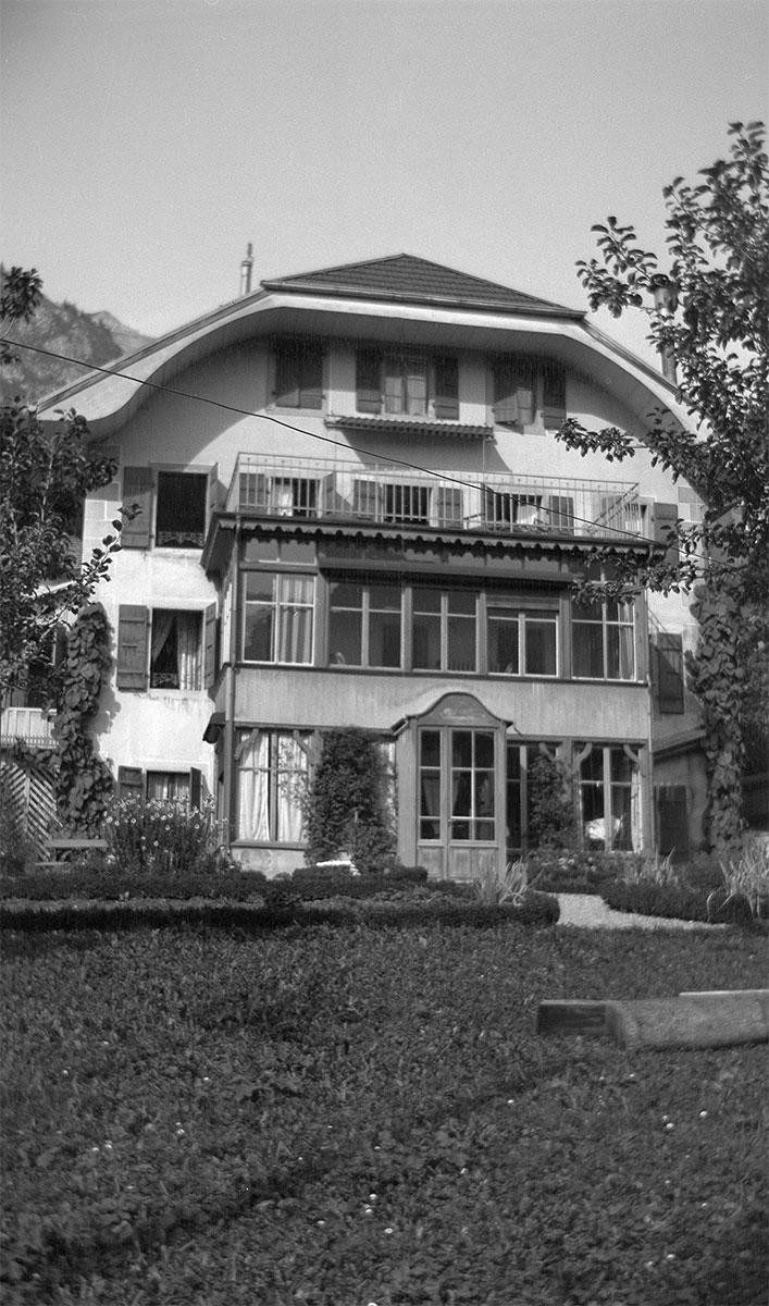 Villa Les Clématites, de woning van het gezin Escher in het Zwitserse Château-d’Oex, 8 oktober 1935
