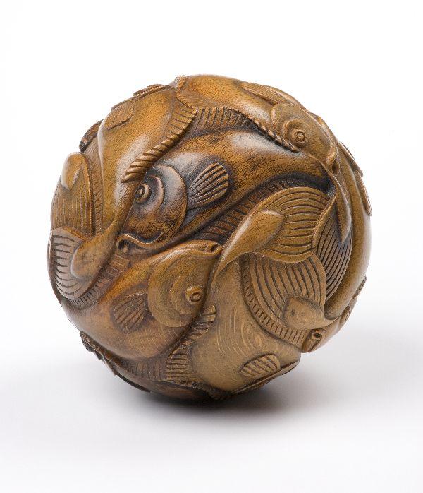 M.C. Escher, Bol met vissen, 1940