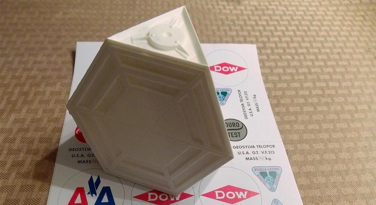 Silent Running, model van een container